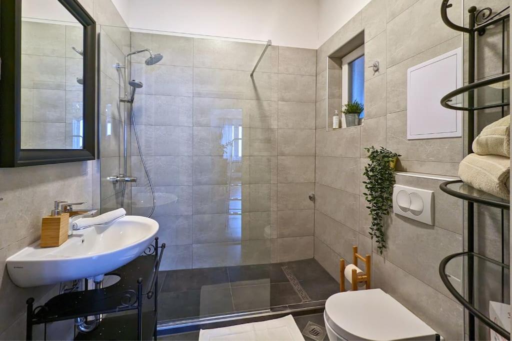 True Zagreb Centrally Located & Spacious Apartment Ngoại thất bức ảnh