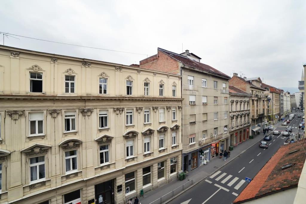 True Zagreb Centrally Located & Spacious Apartment Ngoại thất bức ảnh